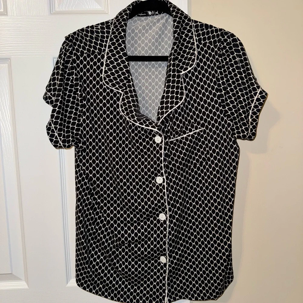 TART Dixie Short Sleeve Button-Up Shirt 💤 - Picture 2 of 4